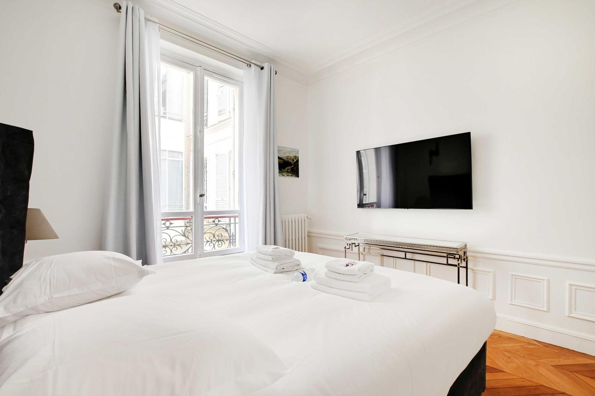 Dazzling Flat - 3bd8p - Arc De Triomphe Apartment *